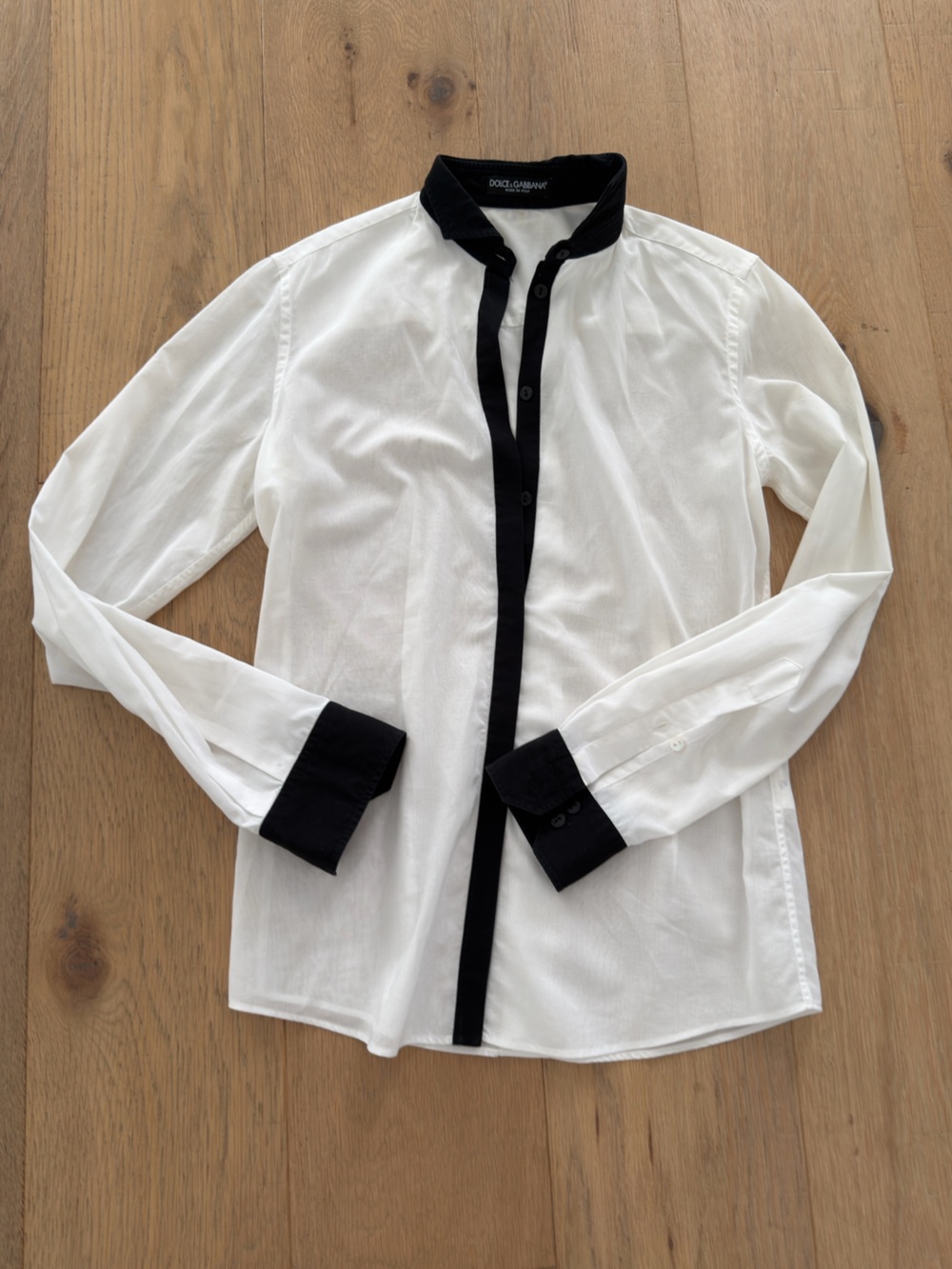 Dolce & Gabbana White Button-Up Shirt with Black Trim - Picture 1 of 7